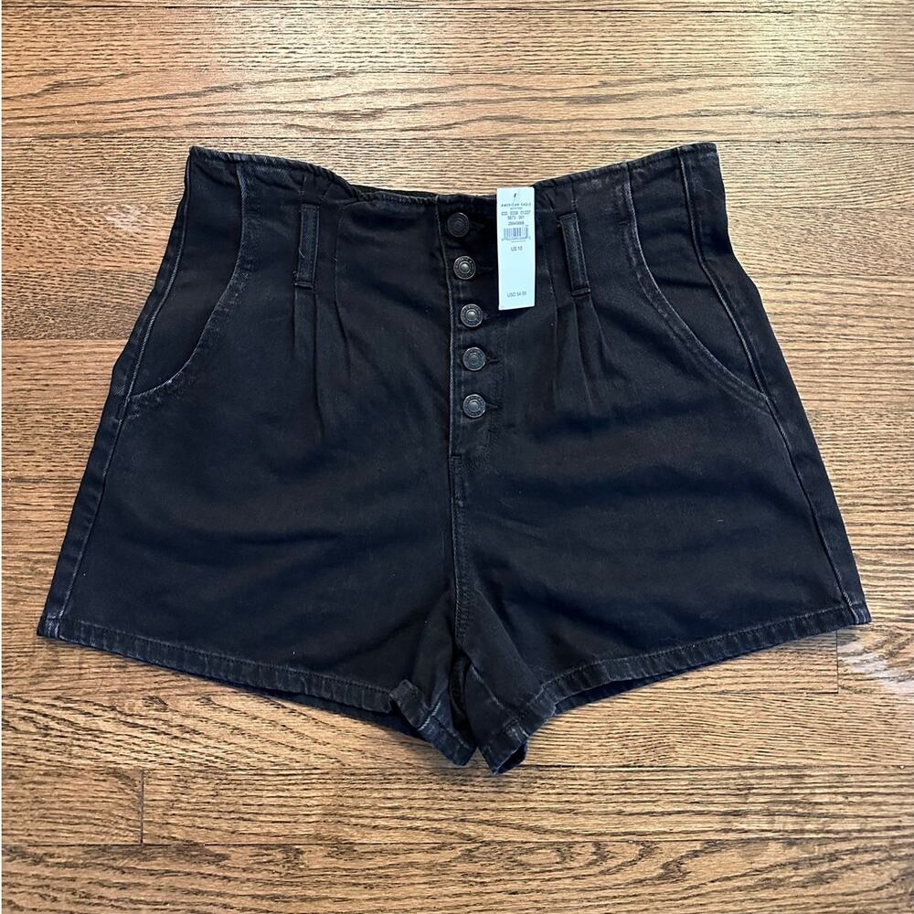 American Eagle Black High Rise Mom Shorts Size 10 NWT